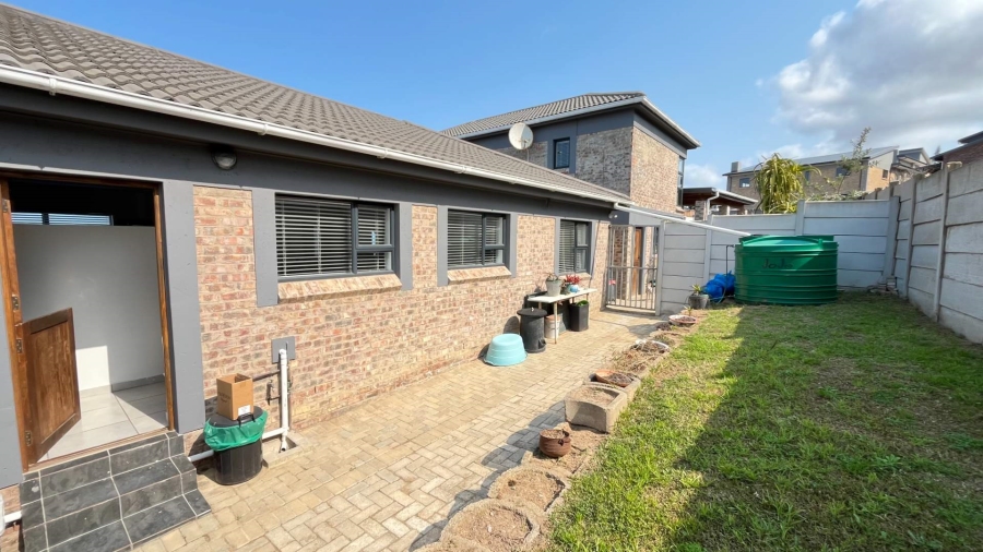 5 Bedroom Property for Sale in Dana Bay Western Cape